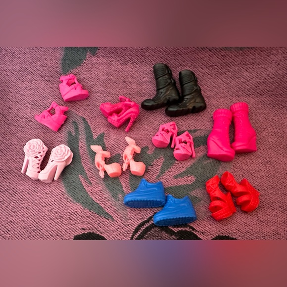 Barbie doll shoes - Picture 2 of 8